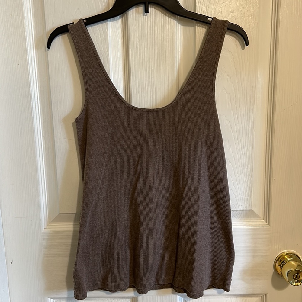 Express Sequins Tank - Picture 3 of 6